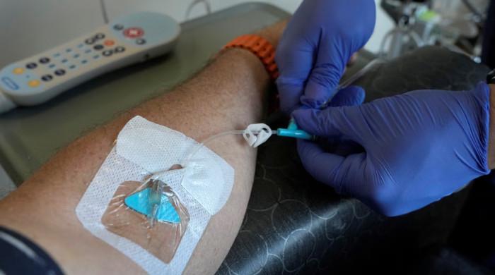Cancer patients suffer as 40 drugs' approvals remain pending