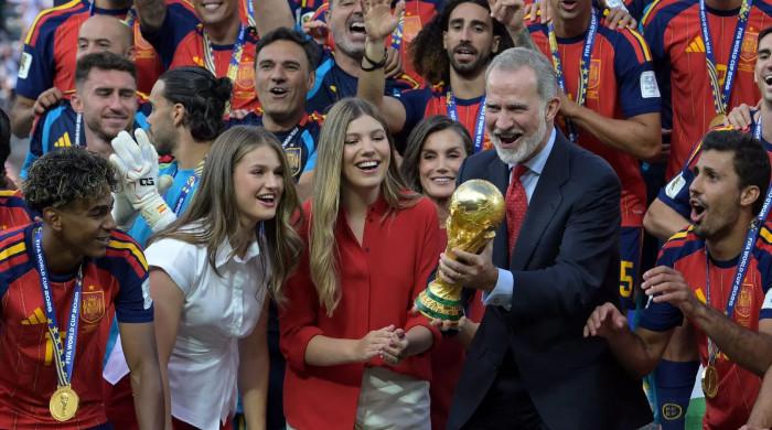 Royal family issues statement to celebrate Spain's win against Argentina