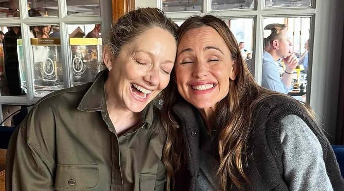 Netflix calls back Jennifer Garner, Judy Greer for 13 Going on 30 reboot