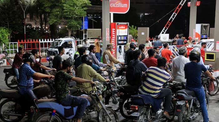 Petrol pump owners defer nationwide strike after negotiations with govt