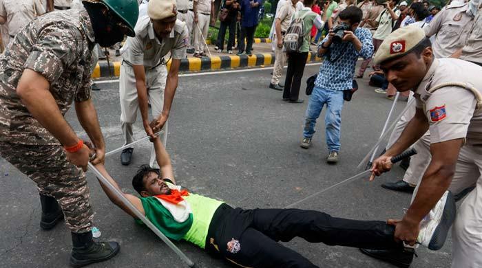 Food, fury and supporters near and far keep India protest alive