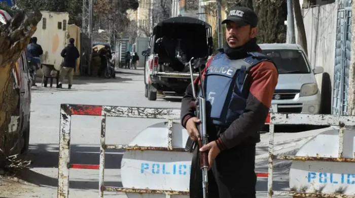 Sessions judge, gunman shot dead in Balochistan's Mastung district