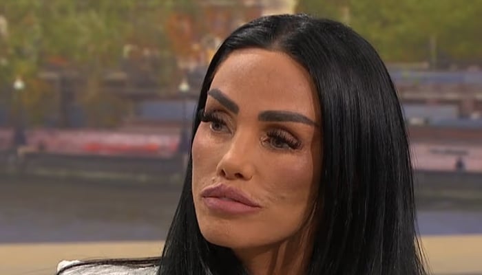 Despite the turmoil surrounding her marriage, Katie still shared a photo of Lee on Facebook