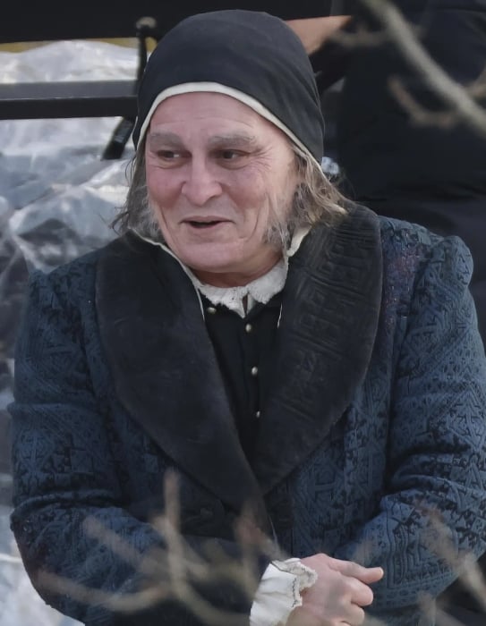 Johnny Depp debuts first look as Ebenezer Scrooge at Comic-Con: Pictures inside
