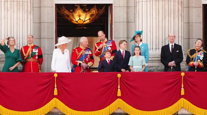 Buckingham Palace issues ‘royal members' update after Sussex meeting