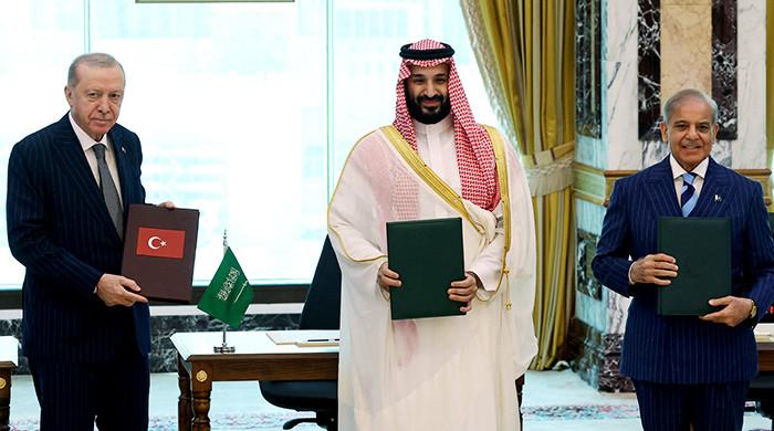 Pakistan, Saudi Arabia, Turkiye sign defence pact to treat attack on one as attack on all