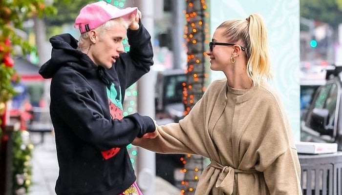 Hailey, Justin Bieber get papped on casual dinner date