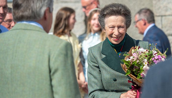 Princess Anne receives fishy farewell in Fraserburgh, calling it very generous