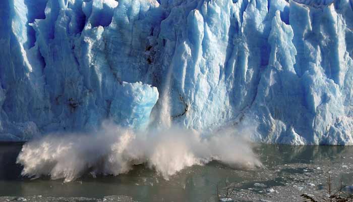 Splinters of ice peel off from one of the sides of the Perito Moreno glacier near the city of El Calafate in the Patagonian province of Santa Cruz, southern Argentina. — Reuters/File