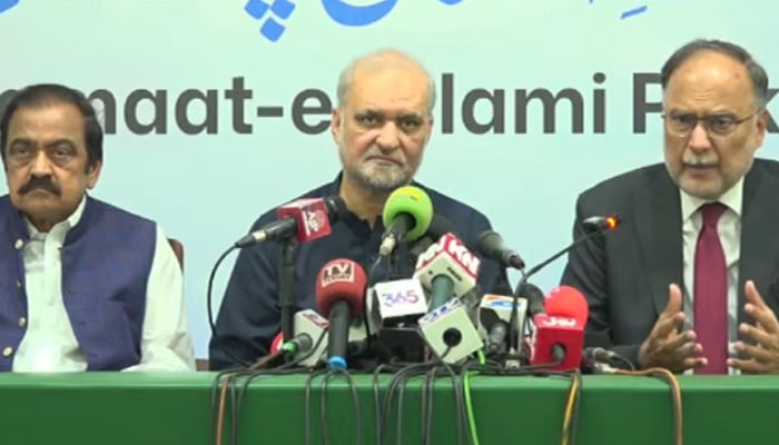 Federal Minister for Planning Ahsan Iqbal (right) speaks during a press conference alongside JI Emir Hafiz Naeemur Rehman (centre) and Prime Minister’s Adviser on Political Affairs Rana Sanaullah in Lahore, on September 3, 2026. — Geo News
