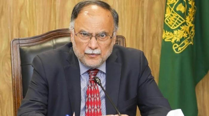 Planning minister proposes creation of up to 15 new provinces, seeks national debate