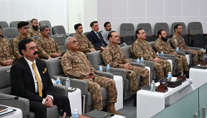 Chief of Defence Forces and Chief of Army Staff Field Marshal Asim Munir (third from left) receives a briefing on the prevailing security situation, operational preparedness and measures to maintain peace and stability in Balochistan during his visit to Quetta Garrison on September 5, 2026. — ISPR