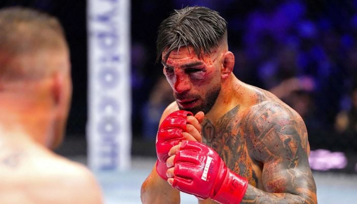 Ilia Topuria breaks silence after Justin Gaethje defeat with emotional letter to son