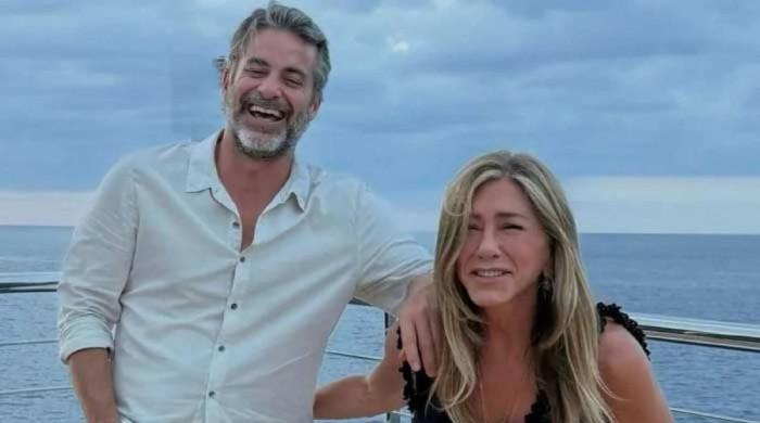 Jim Curtis sings praises for girlfriend Jennifer Aniston: 'Open hearted' 