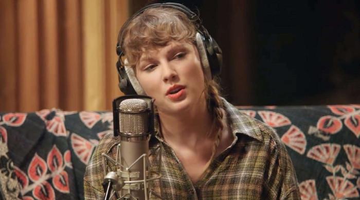 Taylor Swift celebrates country return with new 'TS13' Easter Egg