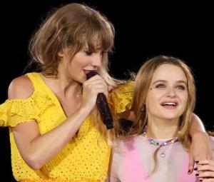 Joey King praises Taylor Swift as a director 