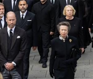 Prince William and Anne bring touch of comfort to Norway's royals: Watch
