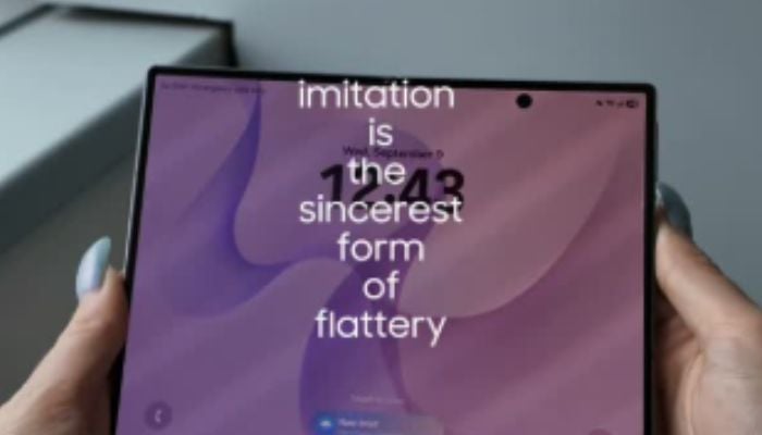 Samsung declares social media war on Apple after iPhone Duo reveal
