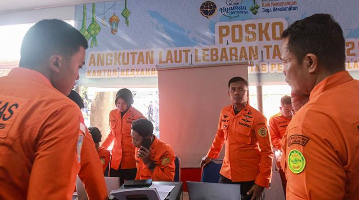 Six dead, 130 missing after Indonesian passenger ship sinks off Java