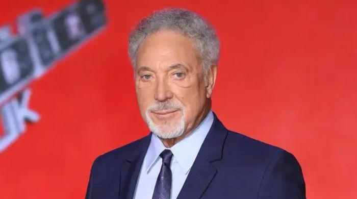 Tom Jones wins over ‘The Voice' viewers before his exit