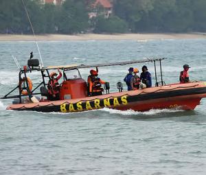 Rescuers searching for 140 people from Indonesia passenger ship, says official
