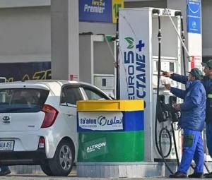 PM announces Rs100 per litre petrol relief for motorcycles, small vehicles
